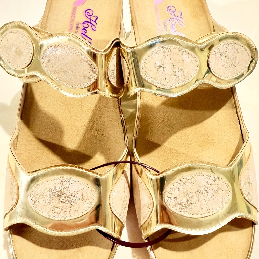 Elegant Gold Women's Sandals by Helle Comfort US Size-10